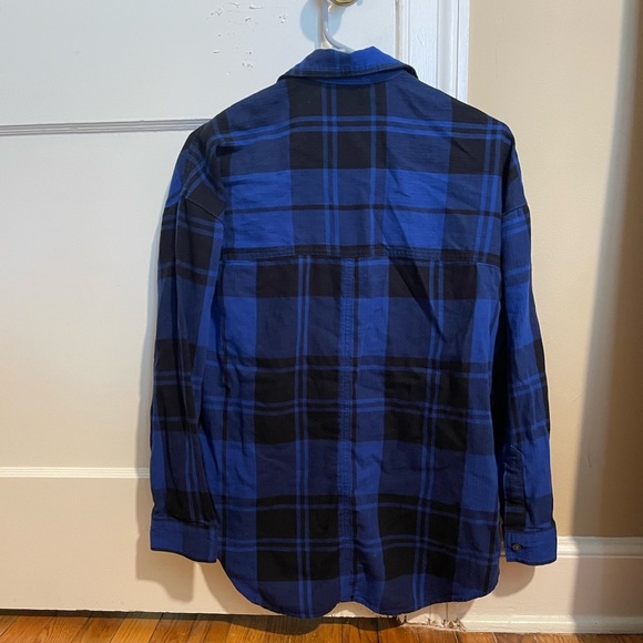 Women’s Plaid Button Down - Picture 3 of 6